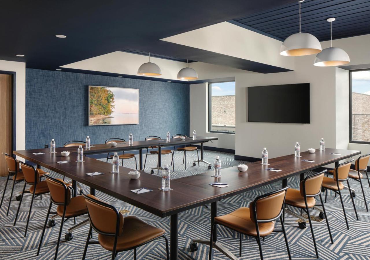 Hotel Tupelo, A Wyndham Hotel ภายนอก รูปภาพ