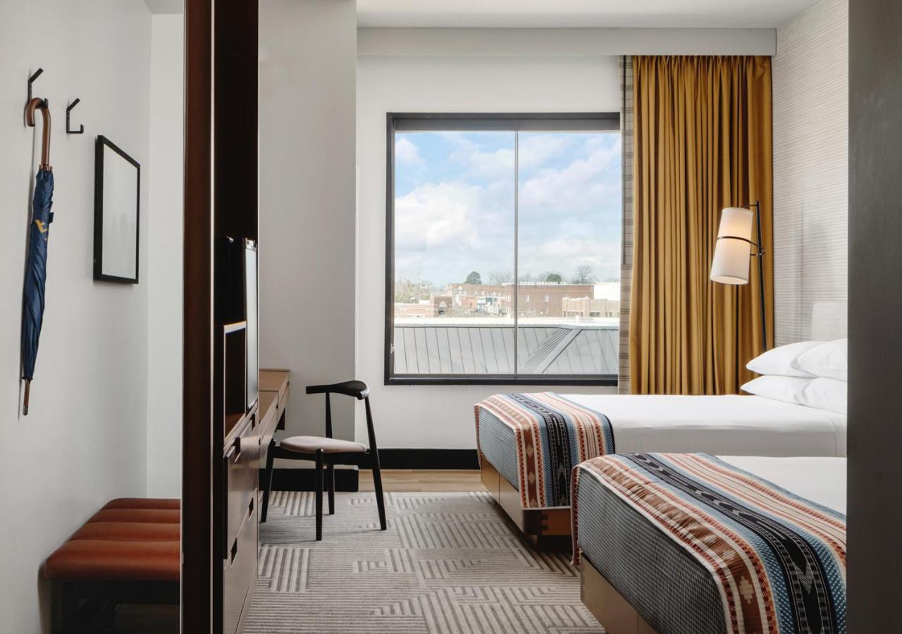 Hotel Tupelo, A Wyndham Hotel ภายนอก รูปภาพ