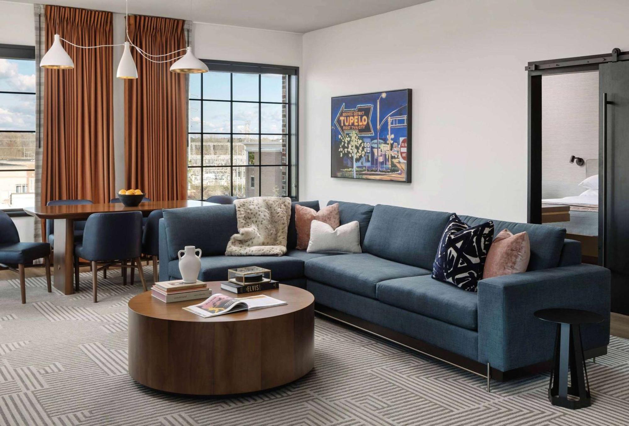 Hotel Tupelo, A Wyndham Hotel ภายนอก รูปภาพ